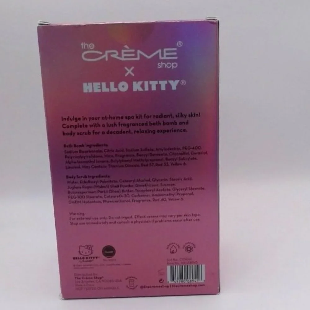 The Crème Shop x Sanrio Hello Kitty Silky Skin Spa‎ Set - Fresh Strawberry